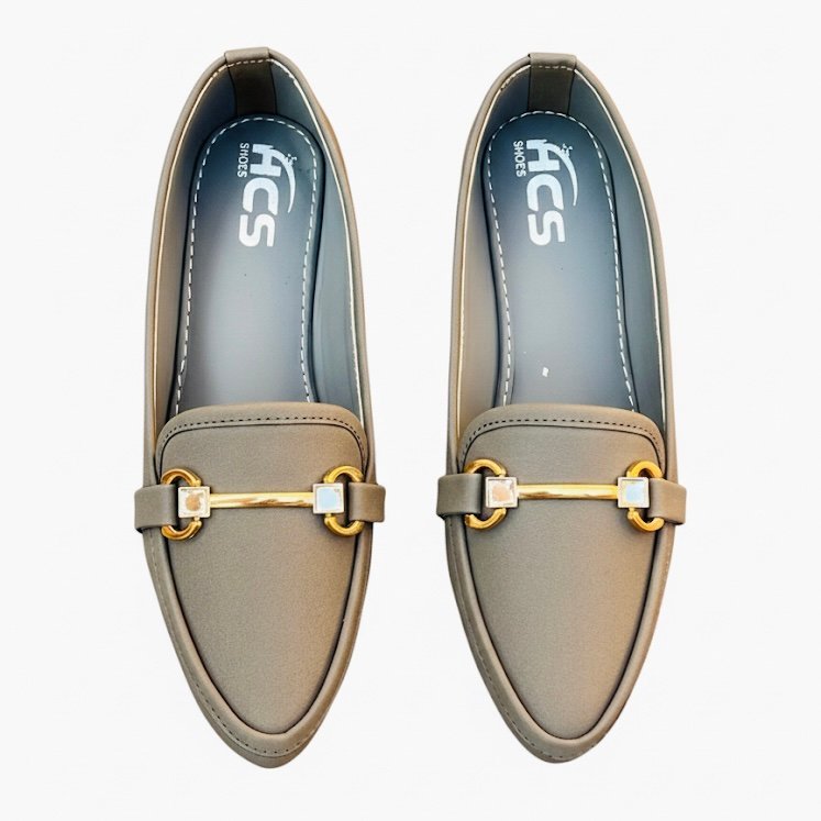 women’s court shoes