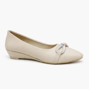 women’s court shoes