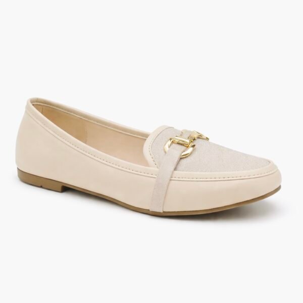 women’s pumps