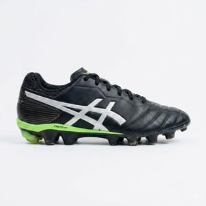 ASICS DS Light soccer cleats